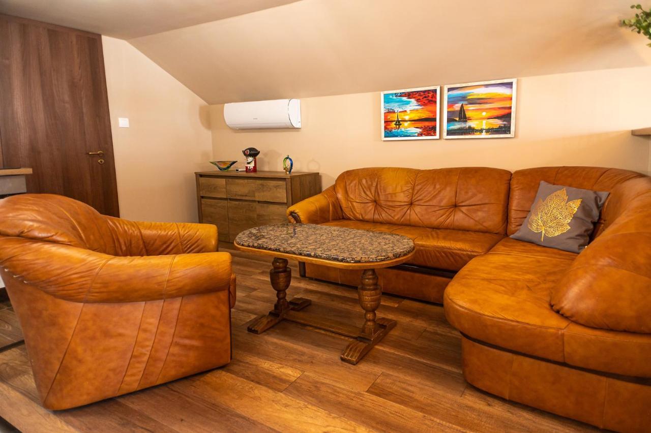 Pelsoart Apartments Keszthely Ngoại thất bức ảnh